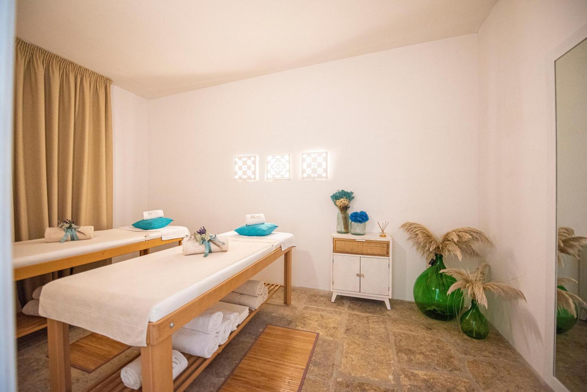 Marenea Suite Hotel - Cdshotels Marittima Bagian luar foto